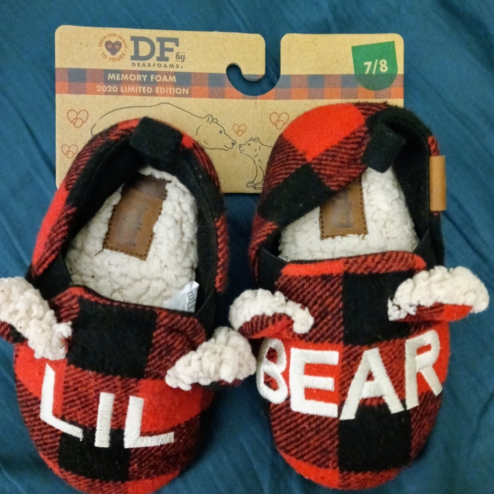 Memory foam toddler slippers